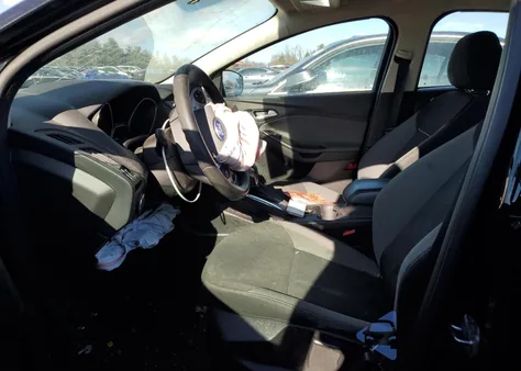 2014 Ford Focus Se from USA, damaged, VIN 1FADP3F2XEL172040